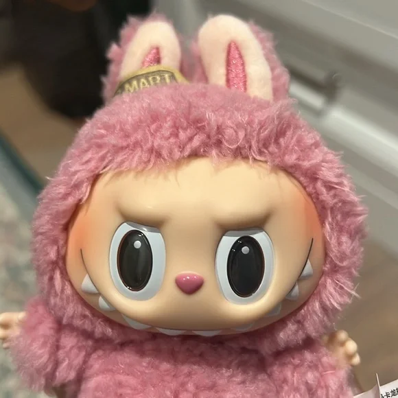 POP MART LABUBU Exciting Macaron (Lychee Berry) - 100% Authentic - Picture 5 of 12